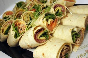 vegi-salmon-wraps-healthy-catering