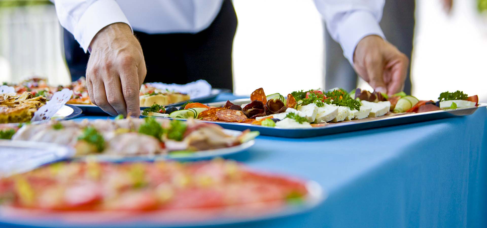 Banquet table, selective focus, canon 1Ds mark III